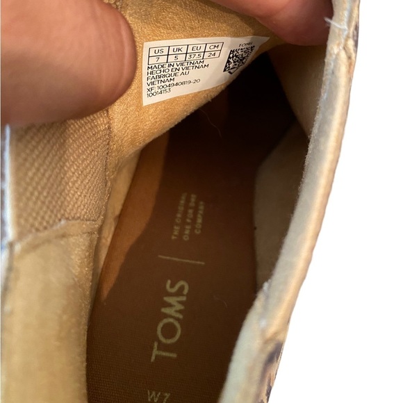 TOMS Kelsey Leopard Print Wedge Booties - Picture 5 of 8